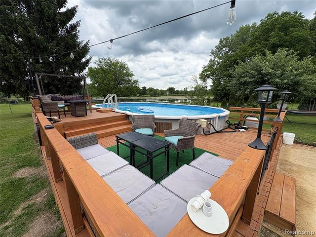 615 Senecal Street, Fenton, MI 48430