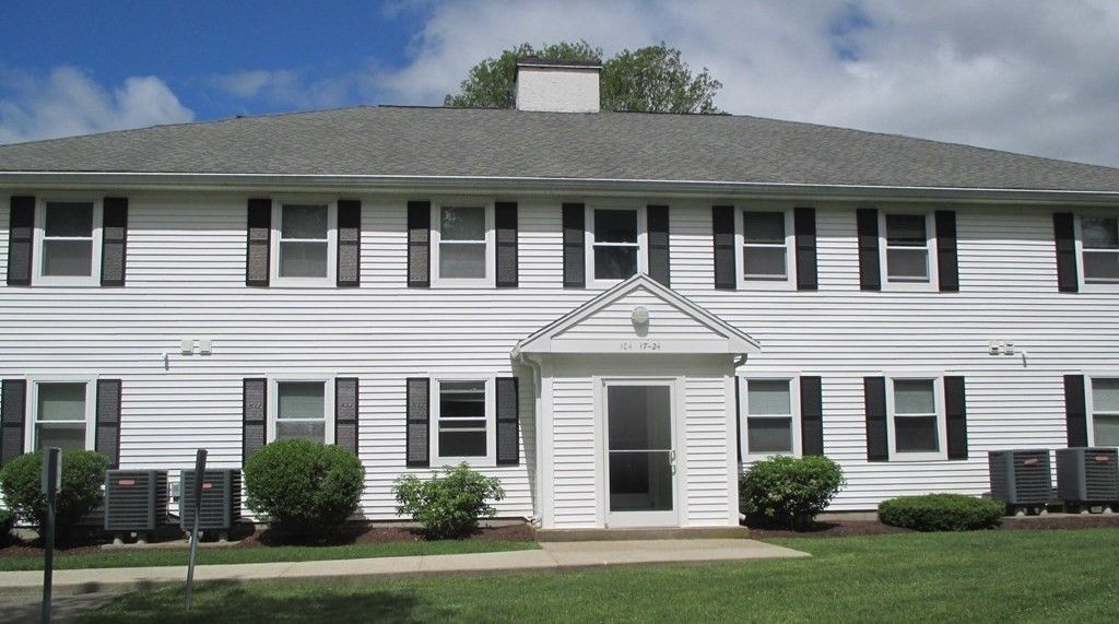 104 Norton Ave 22, Easton, MA 02375