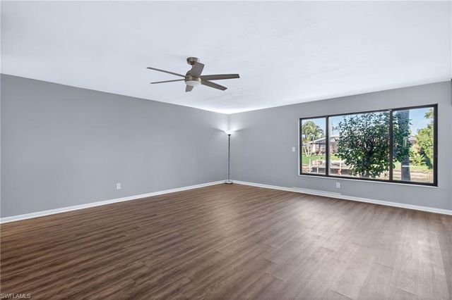 4904 Vincennes ST 102, Cape Coral, FL 33904