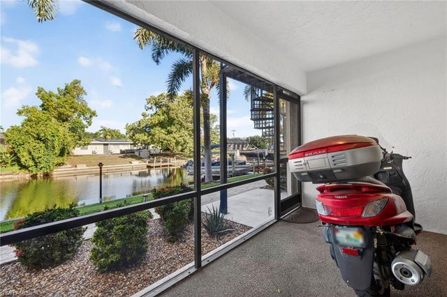 4904 Vincennes ST 102, Cape Coral, FL 33904