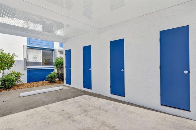 4904 Vincennes ST 102, Cape Coral, FL 33904