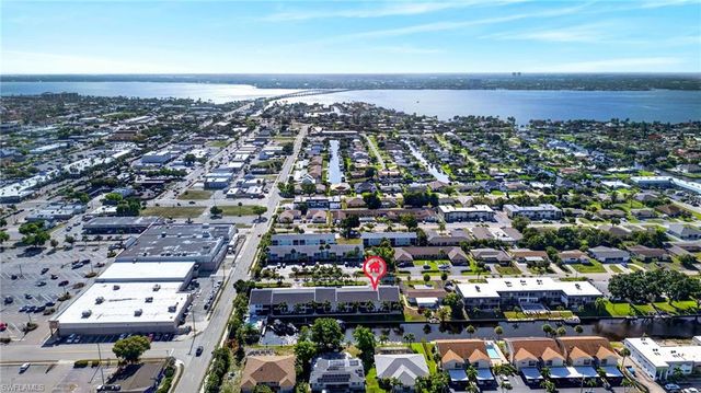 4904 Vincennes ST 102, Cape Coral, FL 33904