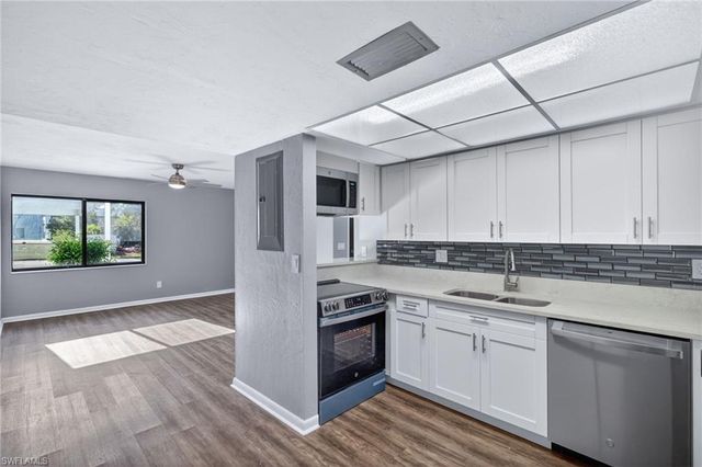 4904 Vincennes ST 102, Cape Coral, FL 33904