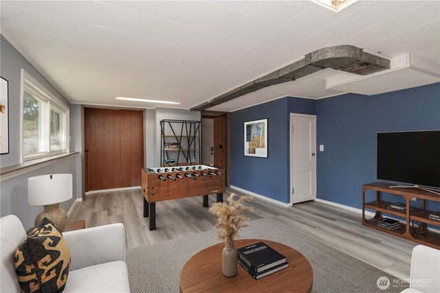 13057 10th Avenue S, Seattle, WA 98168