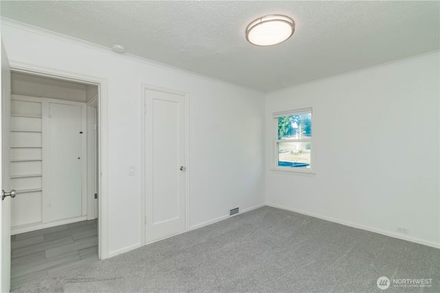 13057 10th Avenue S, Seattle, WA 98168