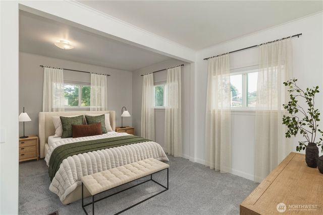 13057 10th Avenue S, Seattle, WA 98168