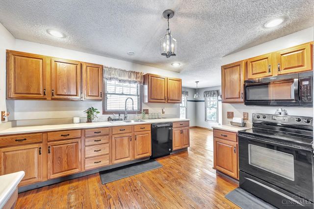 1683 Thall Drive, Hamilton, OH 45013