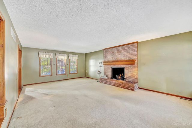 1683 Thall Drive, Hamilton, OH 45013