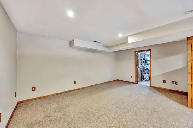 1683 Thall Drive, Hamilton, OH 45013