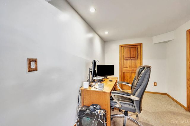 1683 Thall Drive, Hamilton, OH 45013