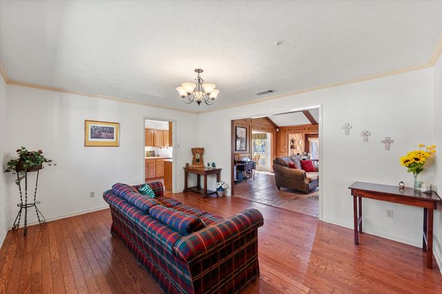 1433 Bowie Circle, Corsicana, TX 75110