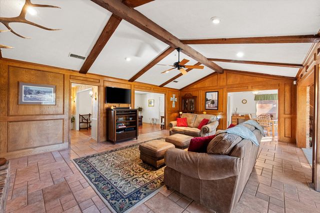 1433 Bowie Circle, Corsicana, TX 75110