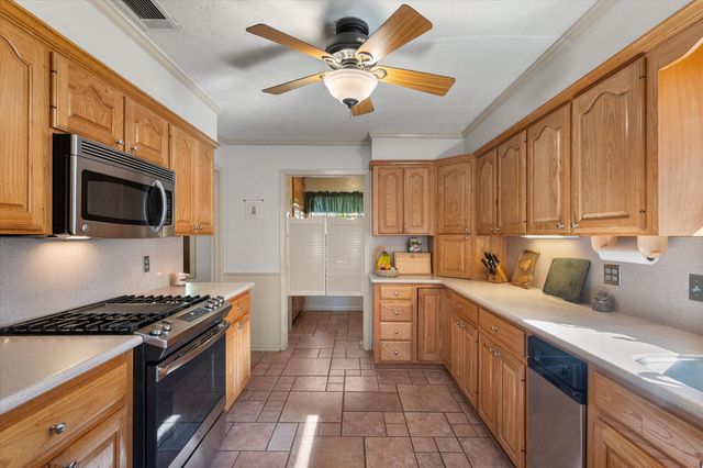 1433 Bowie Circle, Corsicana, TX 75110