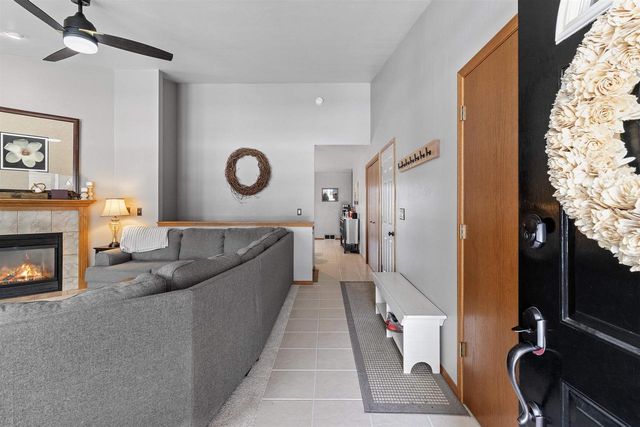 911 S 7TH STREET, De Pere, WI 54115