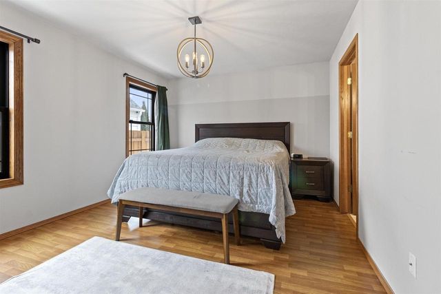 911 S 7TH STREET, De Pere, WI 54115