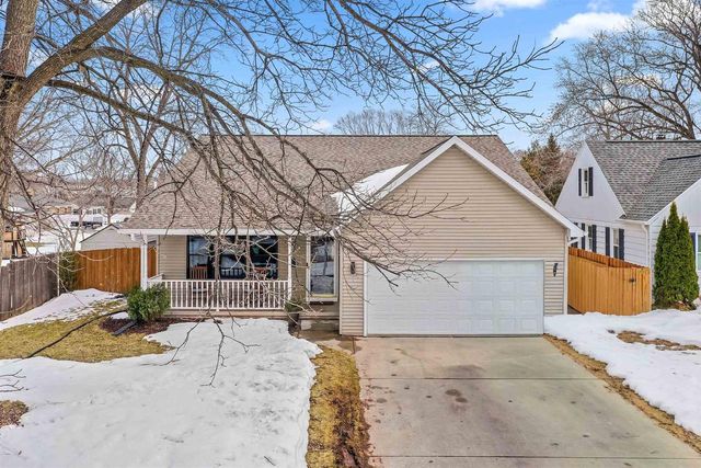 911 S 7TH STREET, De Pere, WI 54115