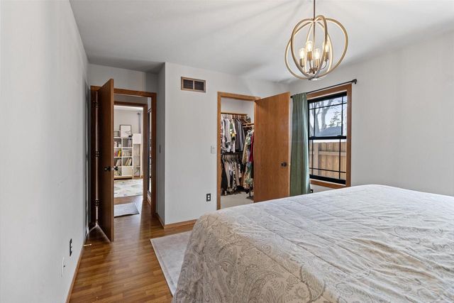 911 S 7TH STREET, De Pere, WI 54115