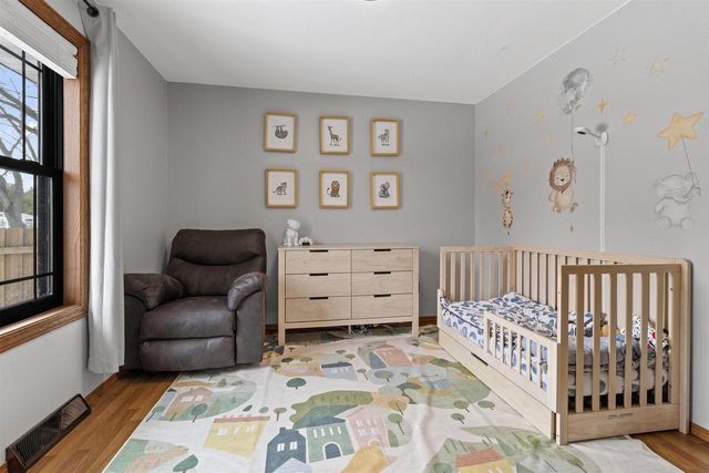 911 S 7TH STREET, De Pere, WI 54115