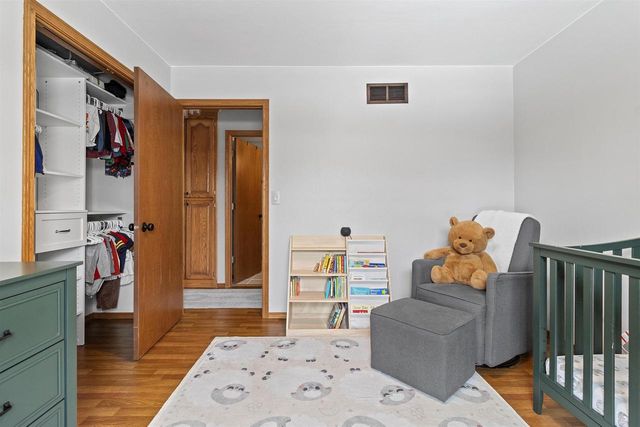 911 S 7TH STREET, De Pere, WI 54115