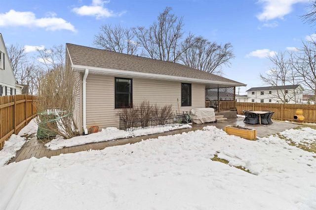 911 S 7TH STREET, De Pere, WI 54115