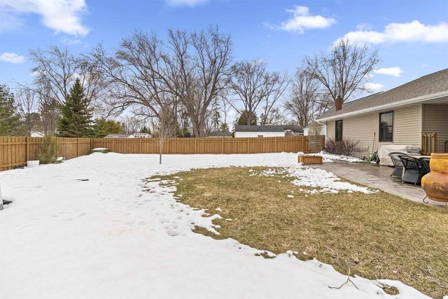 911 S 7TH STREET, De Pere, WI 54115