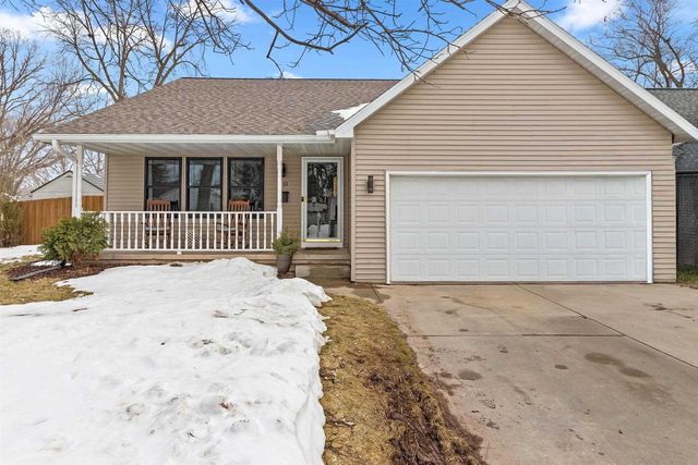911 S 7TH STREET, De Pere, WI 54115
