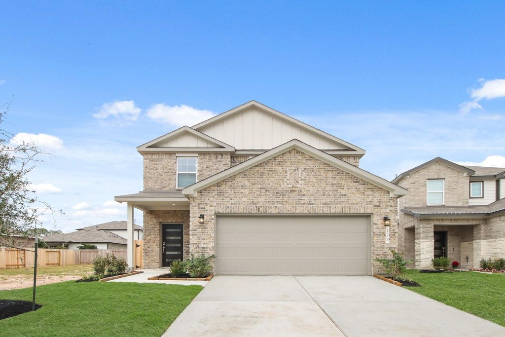 227 Brazen Forest Trail, Magnolia, TX 77354