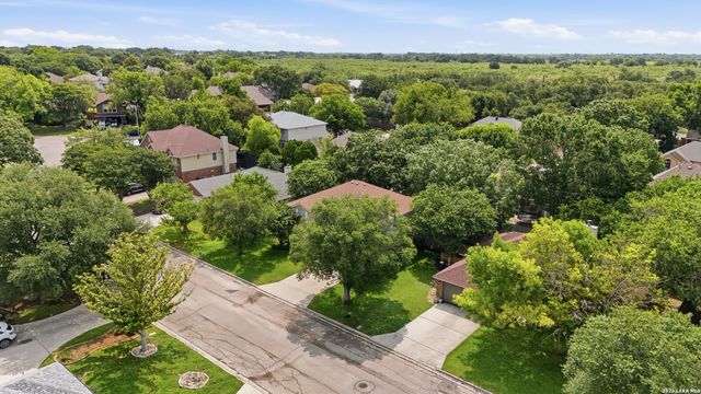 960 River Bank, New Braunfels, TX 78130