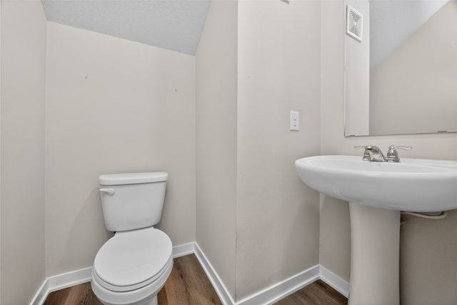 2569 SE Hawkins Avenue, West Des Moines, IA 50061