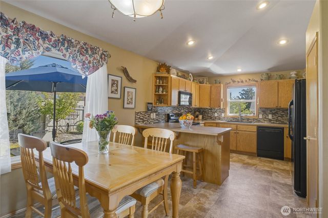 2207 Ashley Brooke, Wenatchee, WA 98801