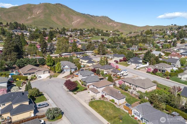 2207 Ashley Brooke, Wenatchee, WA 98801