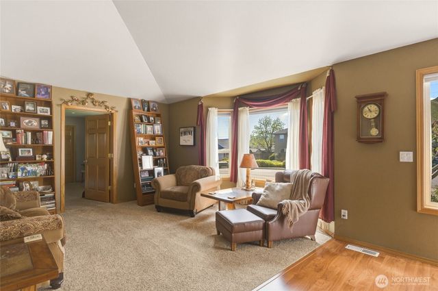 2207 Ashley Brooke, Wenatchee, WA 98801