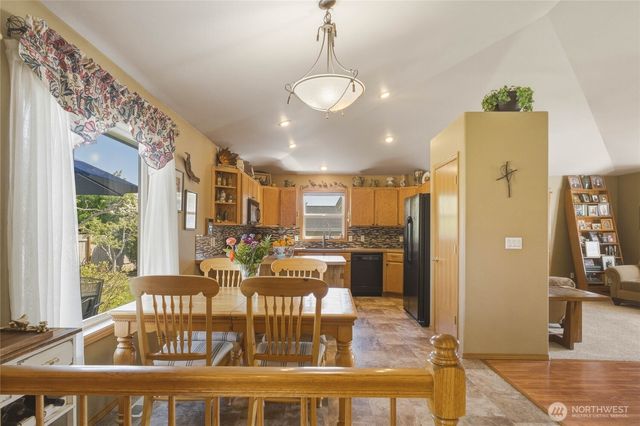 2207 Ashley Brooke, Wenatchee, WA 98801