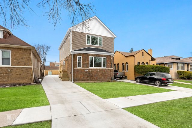 1422 S 13th Avenue, Maywood, IL 60153