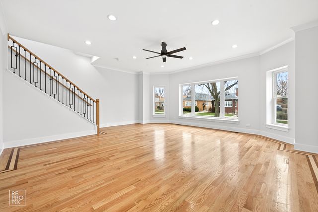 1422 S 13th Avenue, Maywood, IL 60153