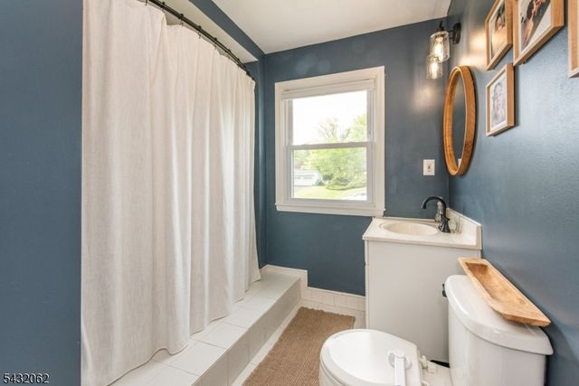 14 Queens Rd, Rockaway Twp., NJ 07866