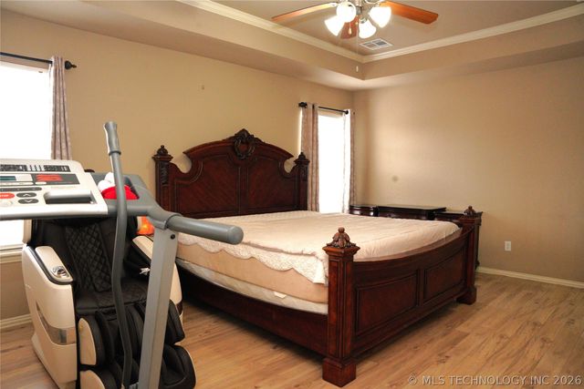 2312 E Queens Street, Broken Arrow, OK 74012