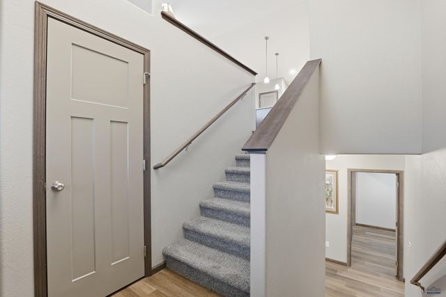 3119 JESSUP LN, Rapid City, SD 57703