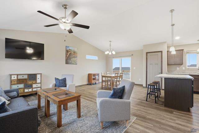 3119 JESSUP LN, Rapid City, SD 57703