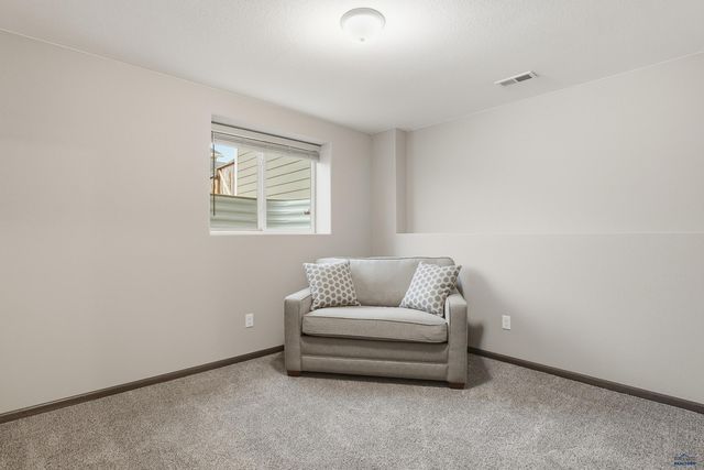 3119 JESSUP LN, Rapid City, SD 57703