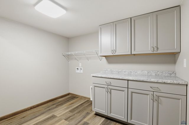 3119 JESSUP LN, Rapid City, SD 57703