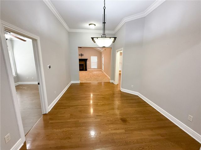 6665 W Valley View Road, Rogers, AR 72758