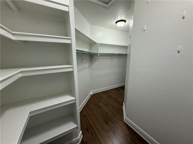 6665 W Valley View Road, Rogers, AR 72758