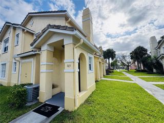 705 Belmont Lane 705, North Lauderdale, FL 33068
