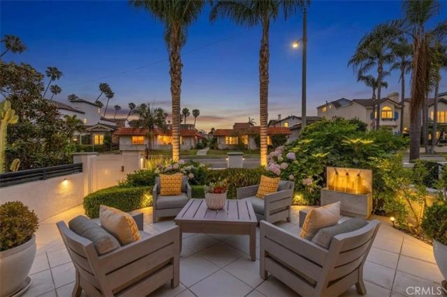 617 12th, Huntington Beach, CA 92648