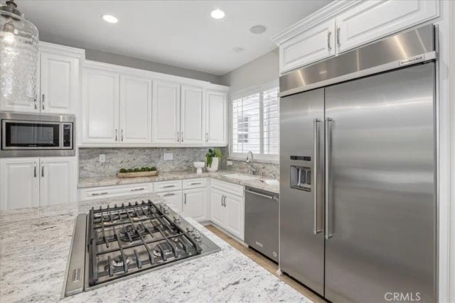 617 12th, Huntington Beach, CA 92648