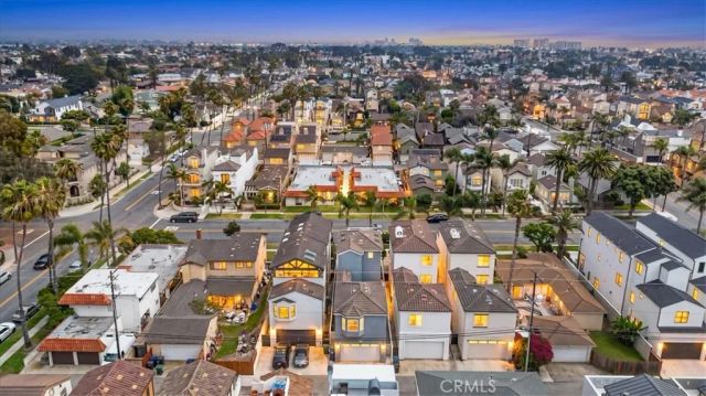 617 12th, Huntington Beach, CA 92648