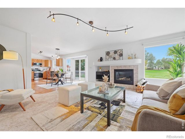 1001 Wolf Creek Drive, Longmont, CO 80504
