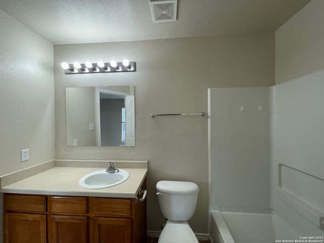 5630 Golf Mist Unit 1, San Antonio, TX 78244