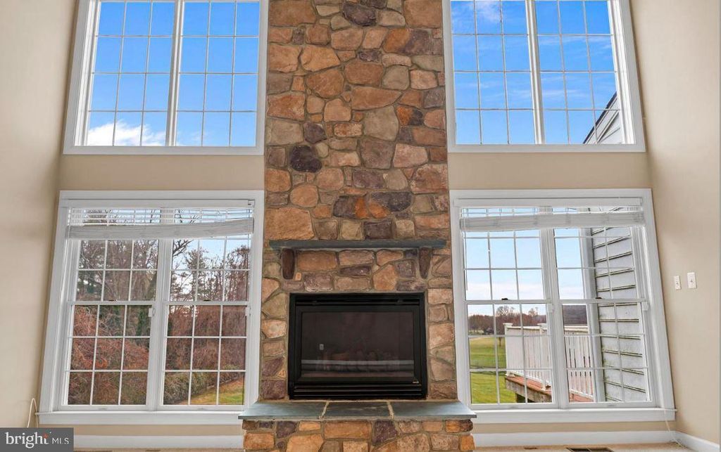 2609 SUNSHINE CT, Brookeville, MD 20833